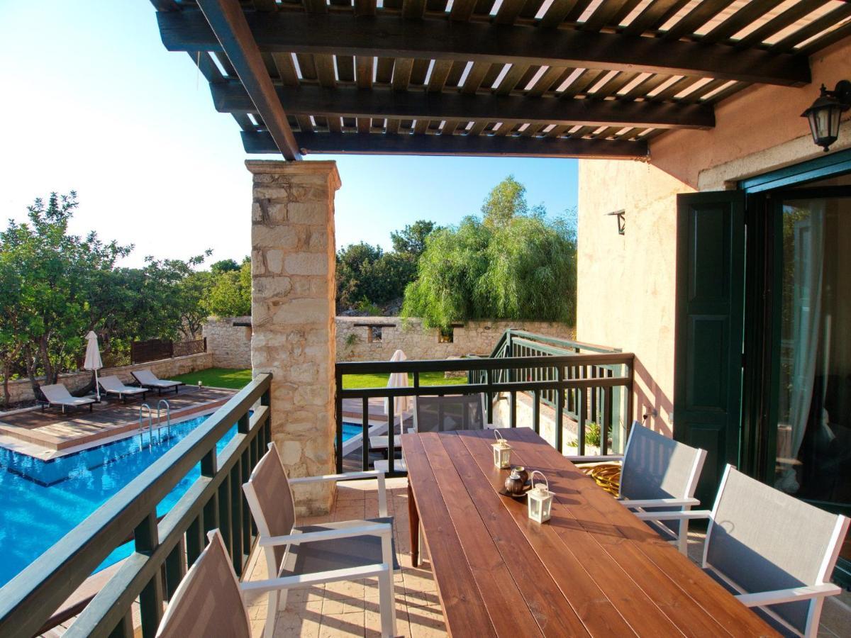 Villa Amvrosia Nr Kalives Crete Armenoi  Bagian luar foto